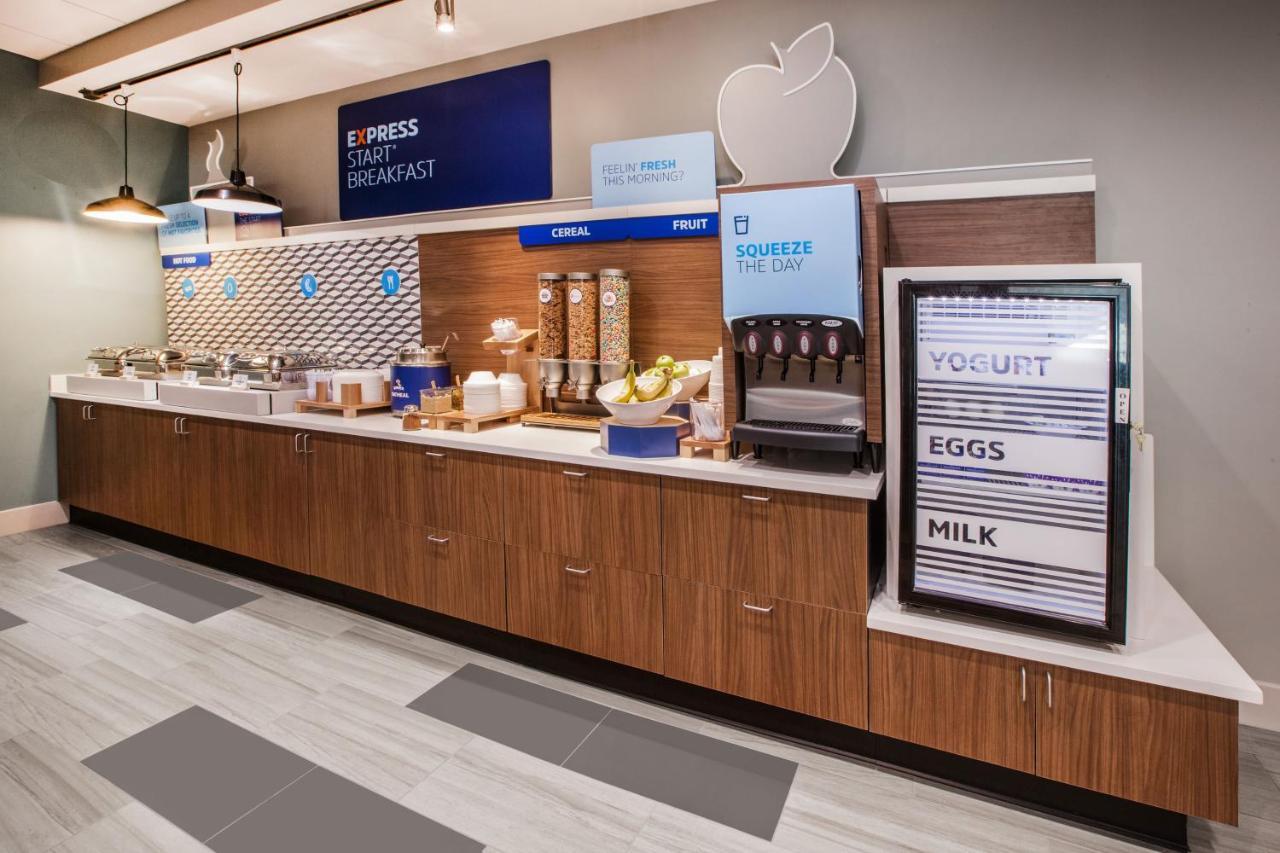 Holiday Inn Express Hotel & Suites Idaho Falls By Ihg Buitenkant foto