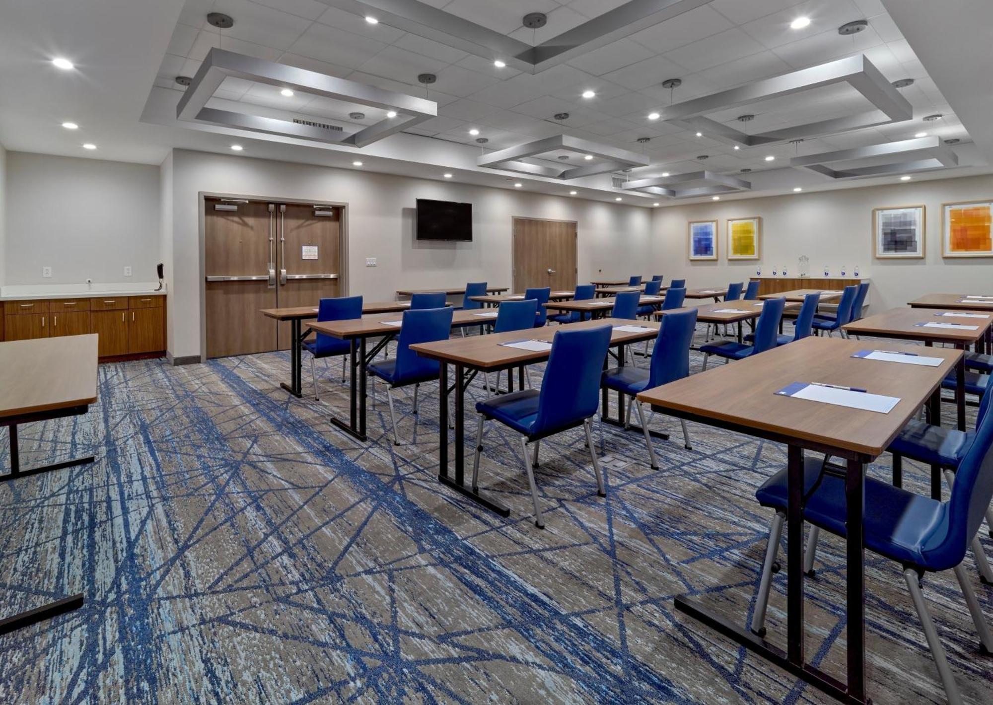 Holiday Inn Express Hotel & Suites Idaho Falls By Ihg Buitenkant foto