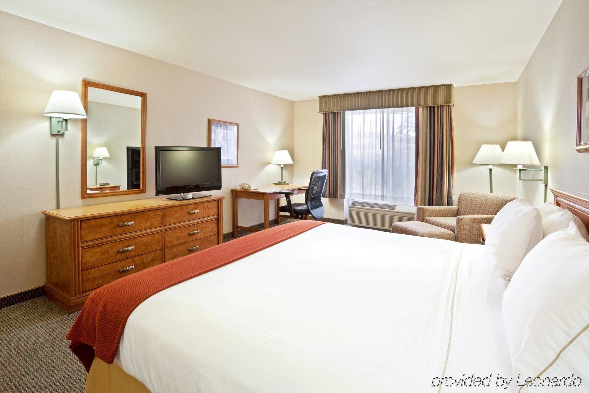 Holiday Inn Express Hotel & Suites Idaho Falls By Ihg Buitenkant foto